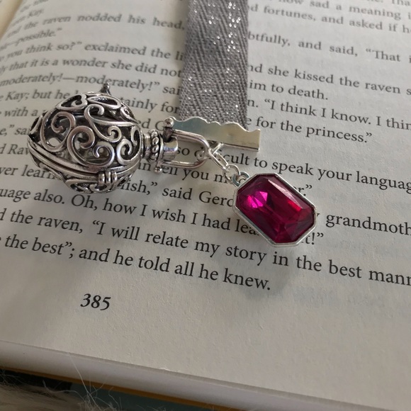 Bookmark - Picture 4 of 5